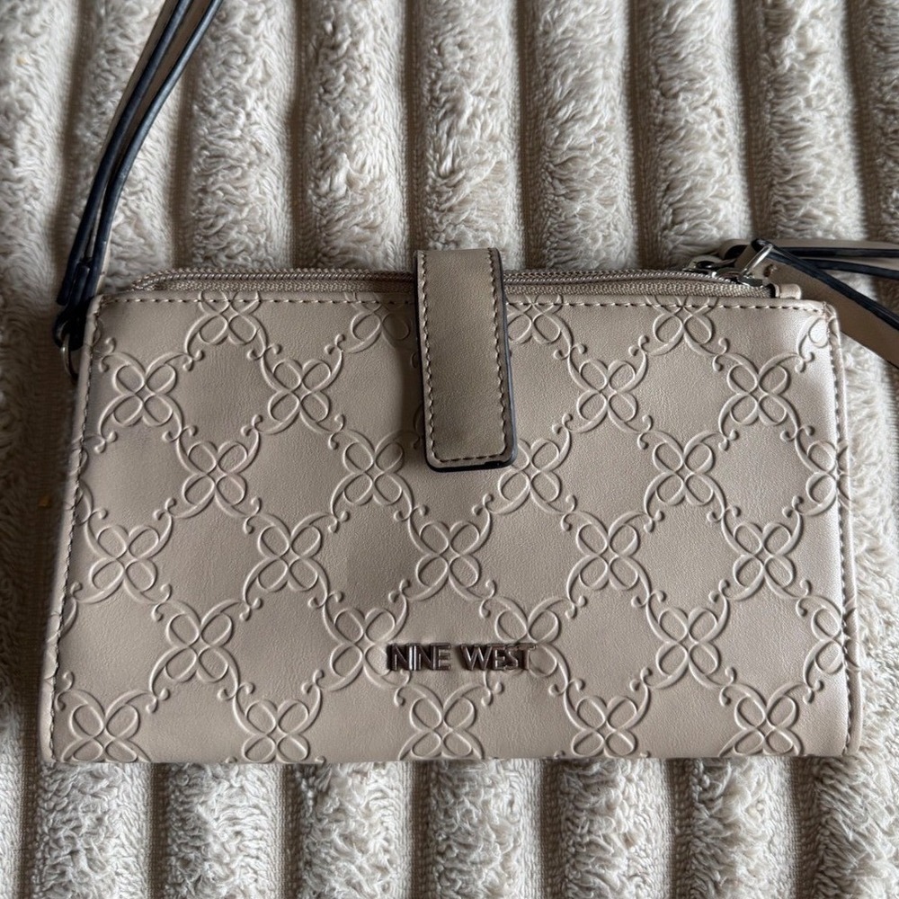 Nine West Beige Embossed Logo Wristlet Wallet Triple Compartment Clutch